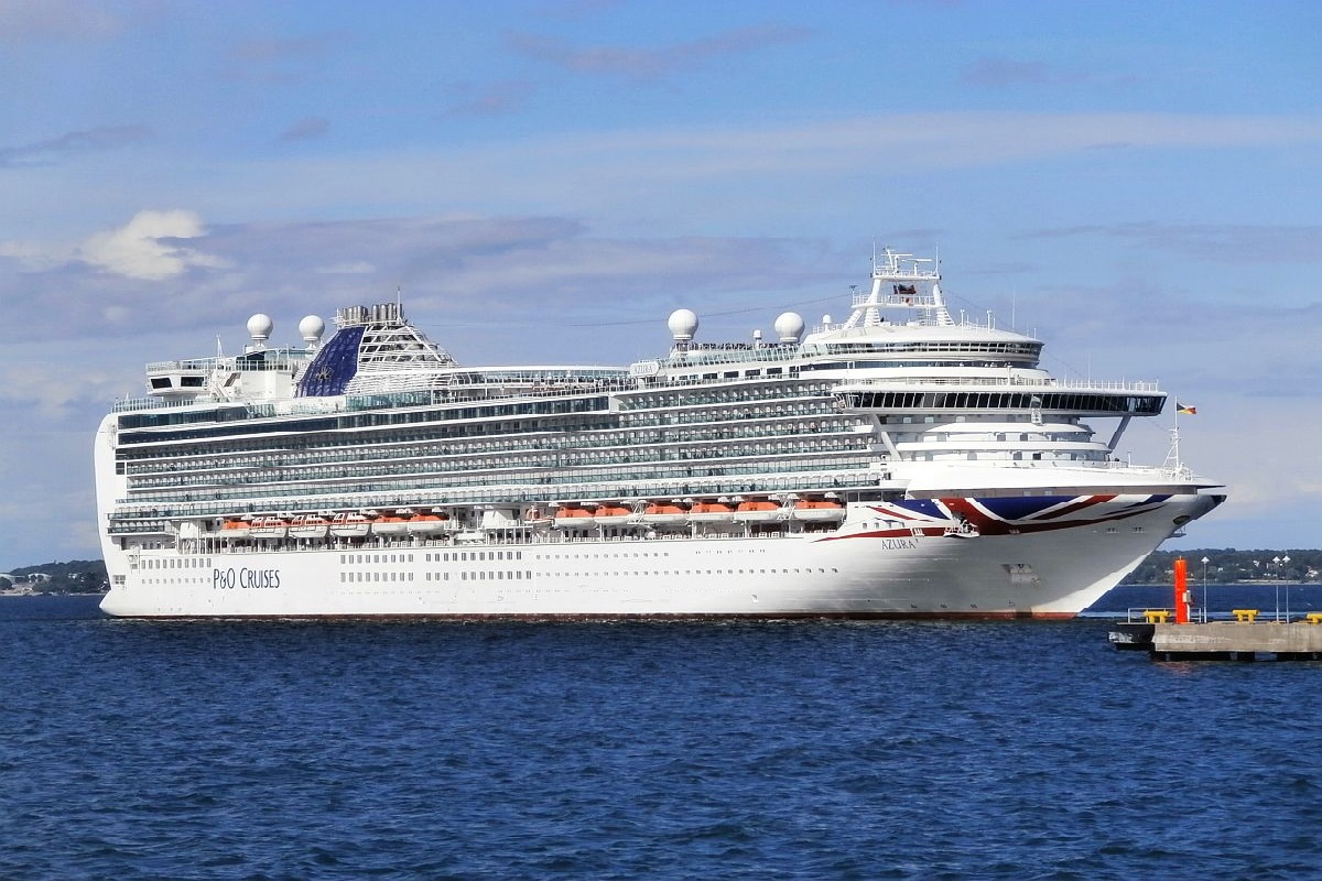 P O Azura Cruiseget P O Azura Cruiseget